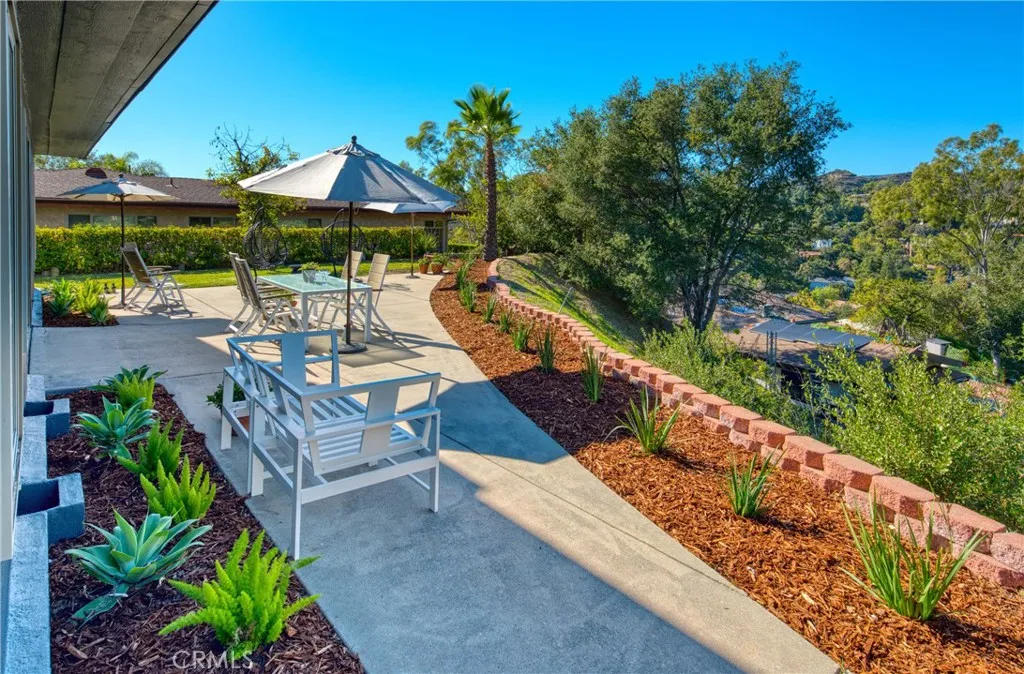 3025 Hollywell Place, Glendale, California 91206 home-pic-33